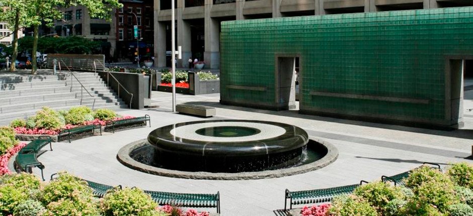 Veterans Plaza